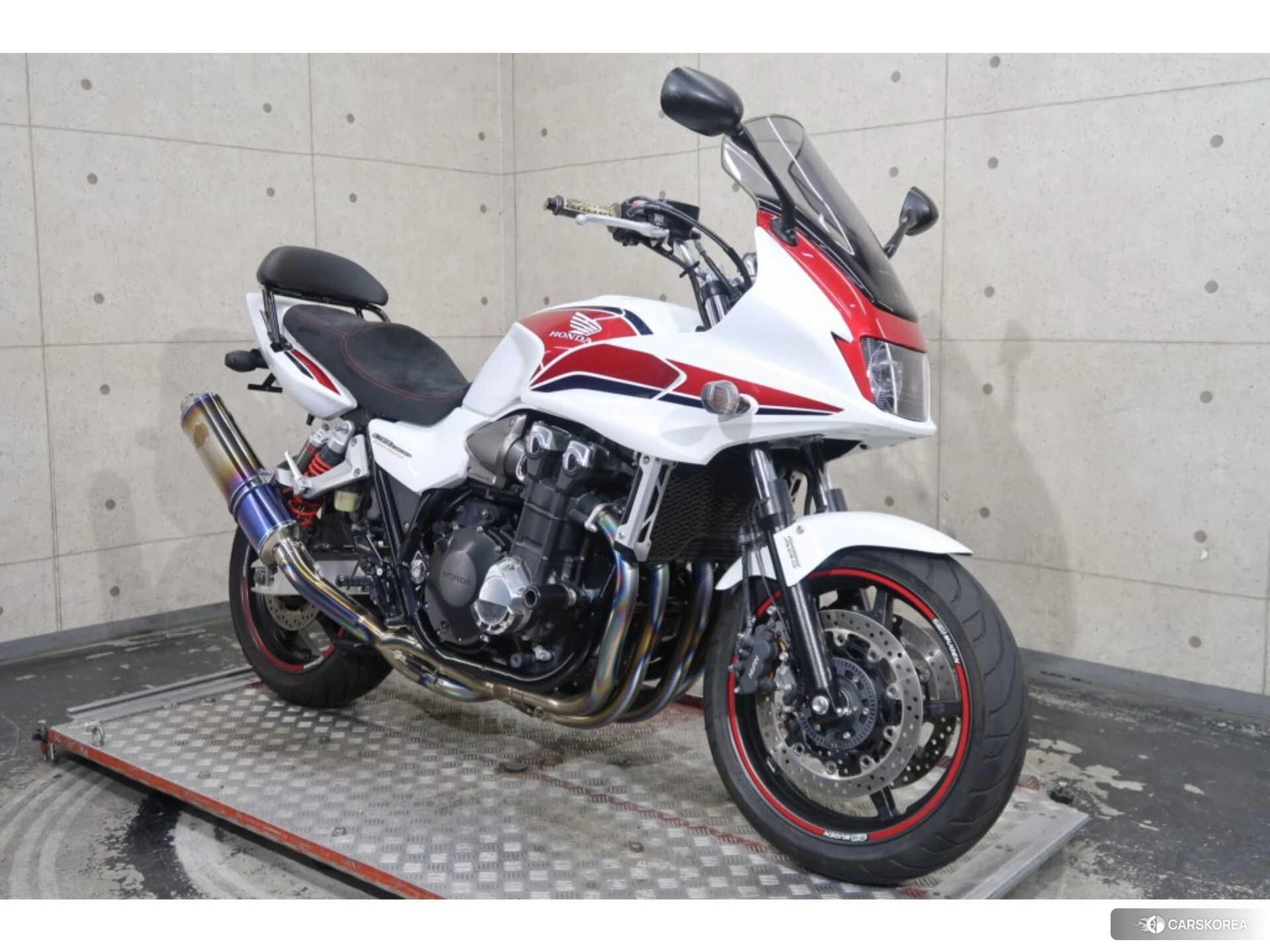 Honda CB1300SF BOLDOR ABS id 4374336 из Японии 17