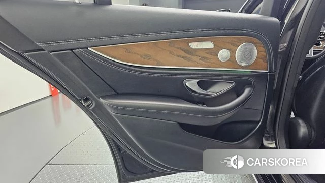 Mercedes-Benz E-Class W213 id 4837033 из Кореи 17