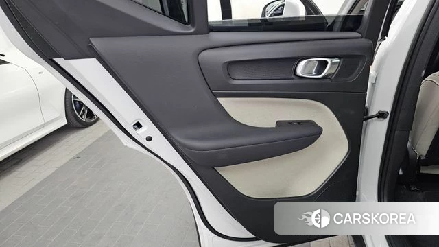 Volvo XC40 id 4834910 из Кореи 17