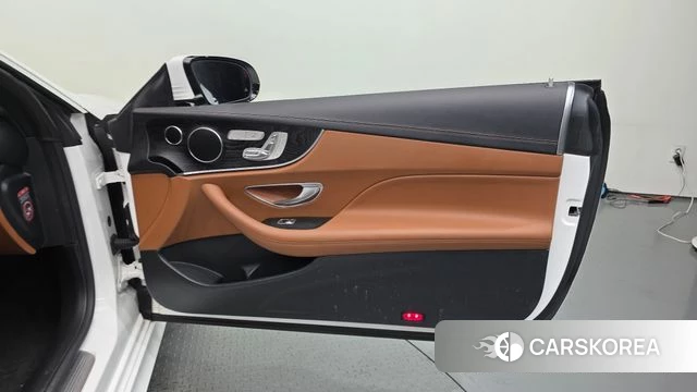 Mercedes-Benz E-Class W213 id 4196944 из Кореи 17