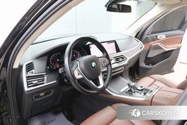 BMW X7 id 4260977 из Китая 17