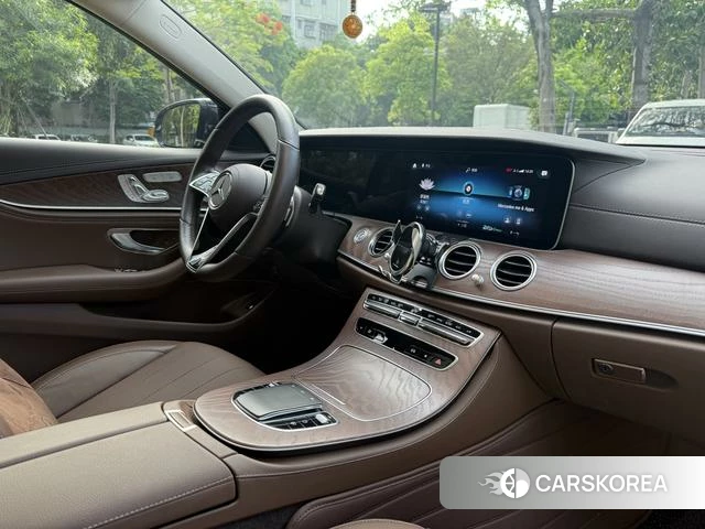 Mercedes-Benz E-class id 4314426 из Китая 17