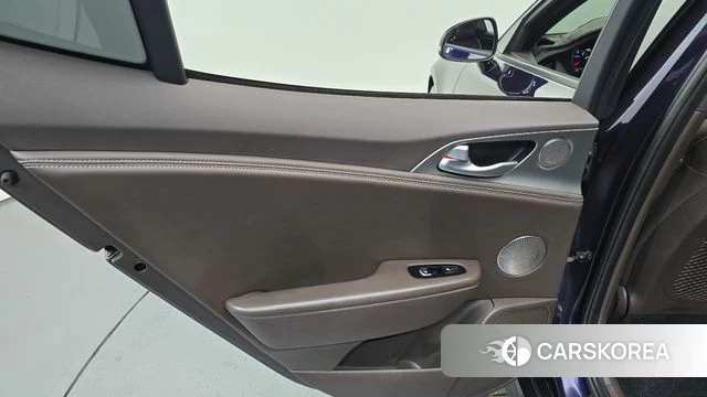 Kia Stinger id 4530820 из Кореи 17