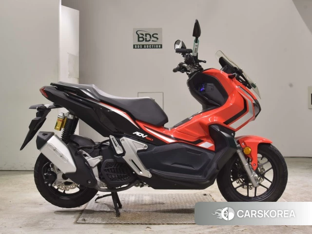 Проданный Honda ADV150 2019 из Японии, фото 2