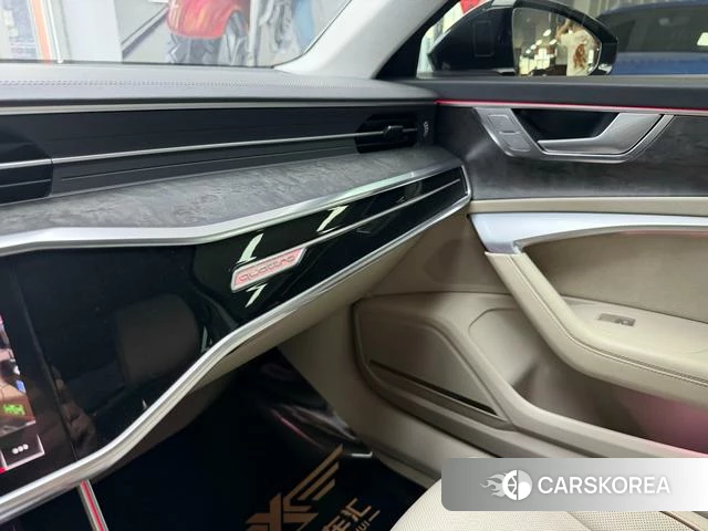 Audi A6L id 4321280 из Китая 17