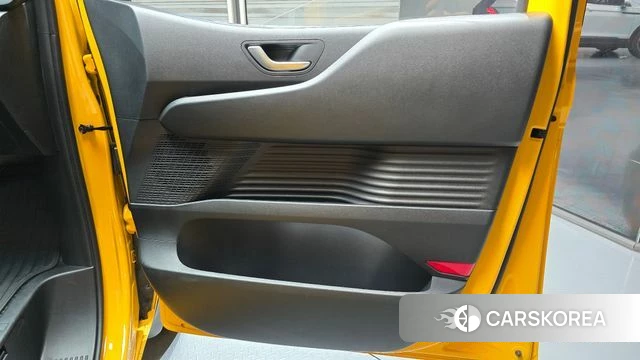 Hyundai Staria id 4617682 из Кореи 17
