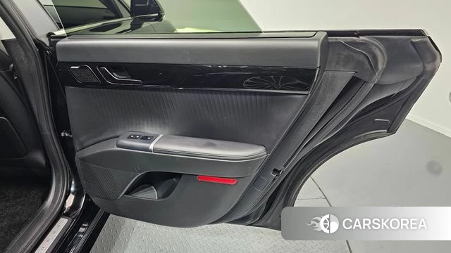 Hyundai Grandeur (GN7) id 4494189 из Кореи 17