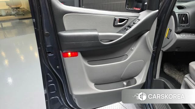 Hyundai The New Grand Starex id 4351279 из Кореи 17