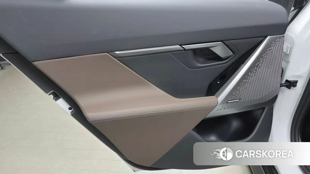BMW 5 Series (G60) id 4407753 из Кореи 17