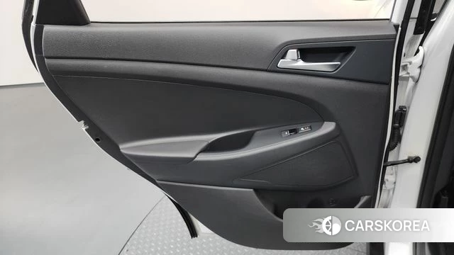 Hyundai All New Tucson id 4417450 из Кореи 17