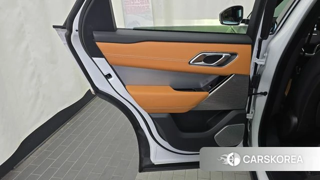 Land Rover Range Rover Velar id 4792883 из Кореи 17