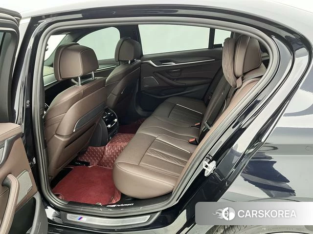 BMW 5 series id 4271831 из Китая 17