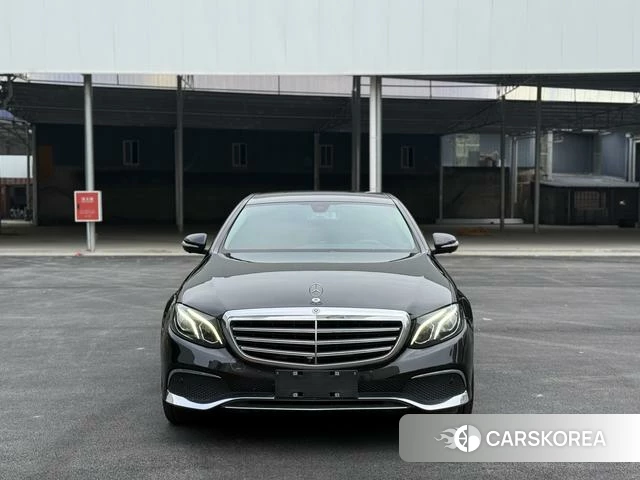 Mercedes-Benz E-class id 4216274 из Китая 17