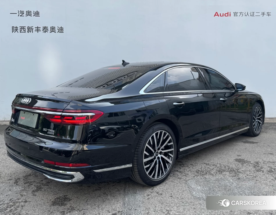 Audi A8 id 4479324 из Китая 17