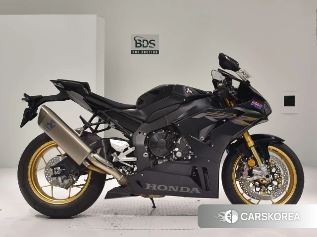 Проданный Honda CBR1000RR-R FIREBLADE SP 2023 из Японии
