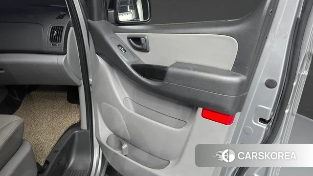 Hyundai The New Grand Starex id 4345767 из Кореи 17