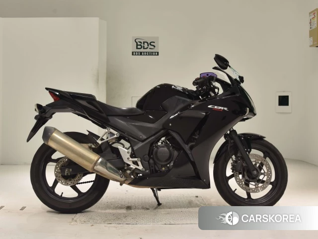 Проданный Honda CBR250R 2015 из Японии
