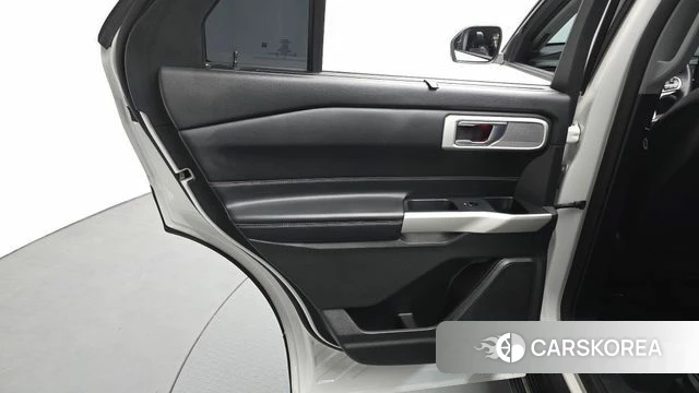 Ford Explorer 6th Generation id 4202974 из Кореи 17