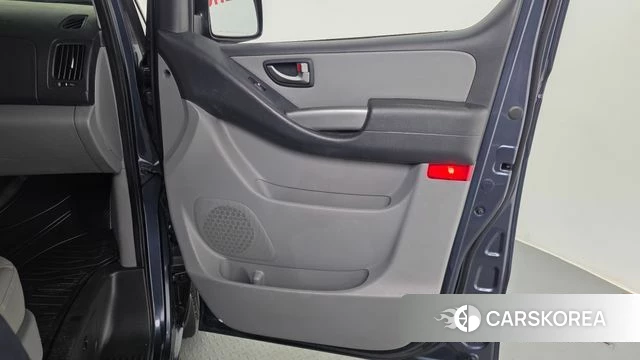 Hyundai The New Grand Starex id 4626467 из Кореи 17