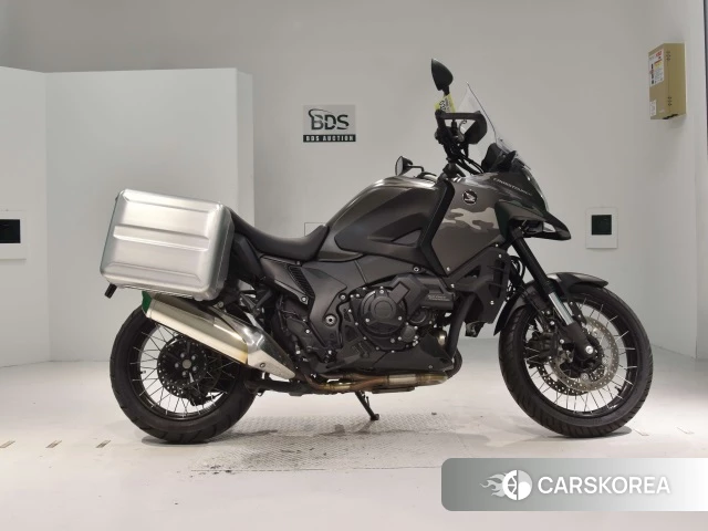 Проданный Honda VFR1200X DCT 2014 из Японии