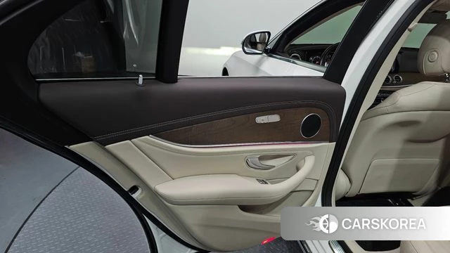 Mercedes-Benz E-Class W213 id 4595552 из Кореи 17