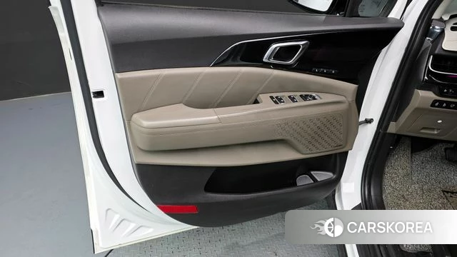 Kia The New Carnival 4th Generation id 4360469 из Кореи 17