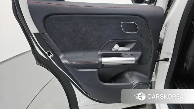 Mercedes-Benz EQA H243 id 4499902 из Кореи 17