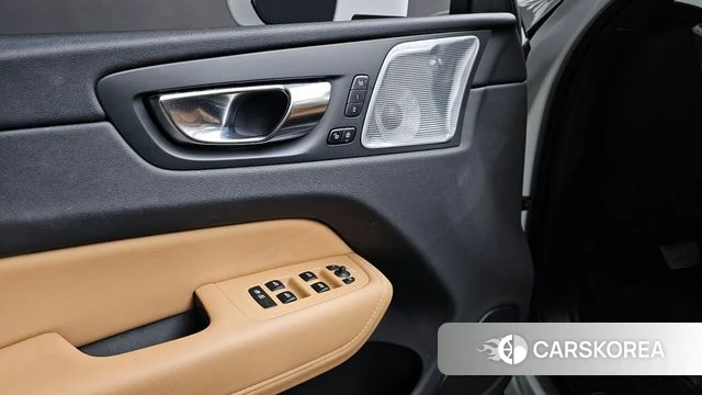 Volvo XC60 second Generation id 4593243 из Кореи 17
