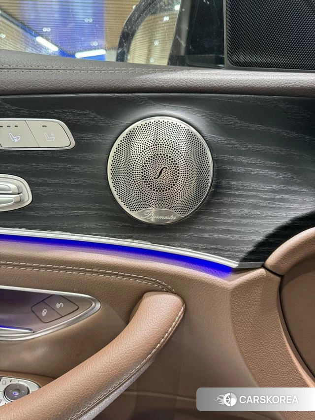 Mercedes-Benz E-class id 4299687 из Китая 17