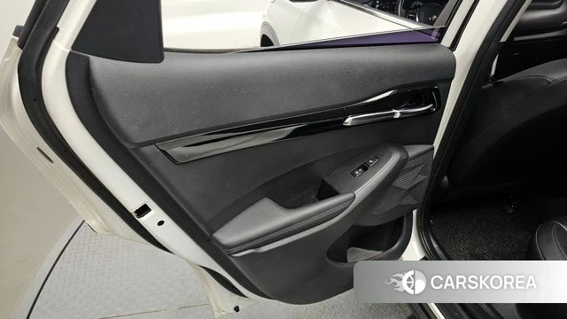 Kia Seltos id 4196489 из Кореи 17