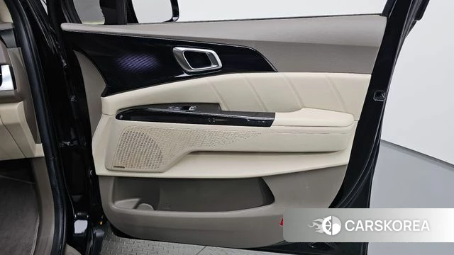 Kia Carnival 4th generation id 4195620 из Кореи 17