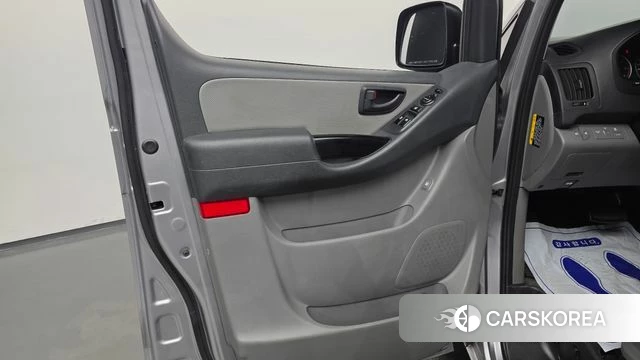 Hyundai The New Grand Starex id 4446017 из Кореи 17
