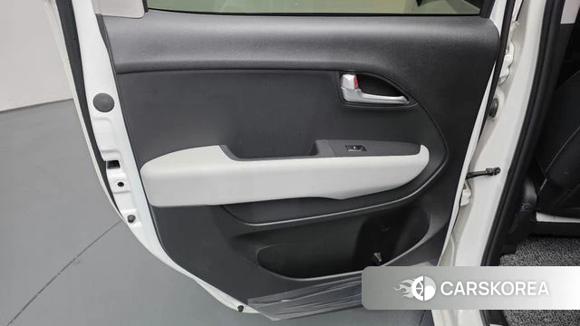 Kia The New Kia Ray id 4782845 из Кореи 17
