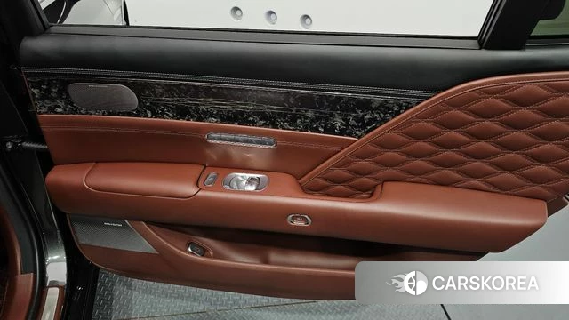 Genesis G90 (RS4) id 4388919 из Кореи 17