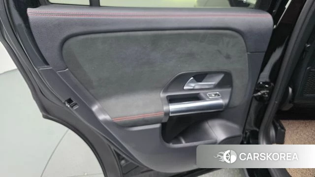 Mercedes-Benz GLA - Class H247 id 4581099 из Кореи 17