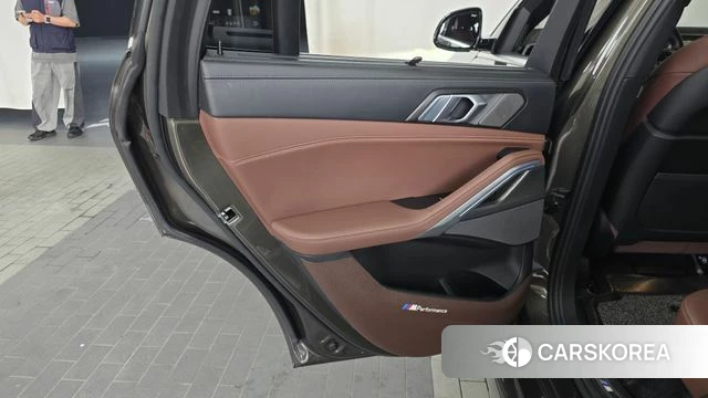 BMW X6 (G06) id 4470375 из Кореи 17