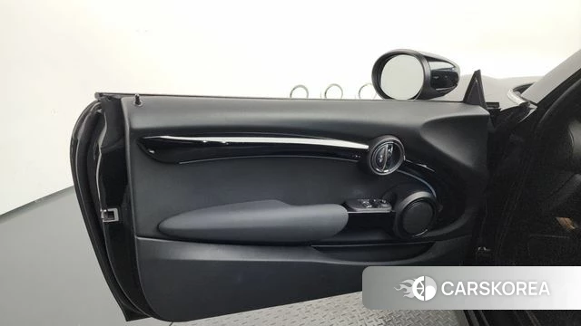 Mini Cooper Electric id 4361107 из Кореи 17