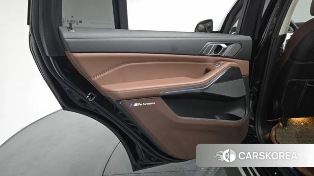 BMW X7 (G07) id 4282157 из Кореи 17