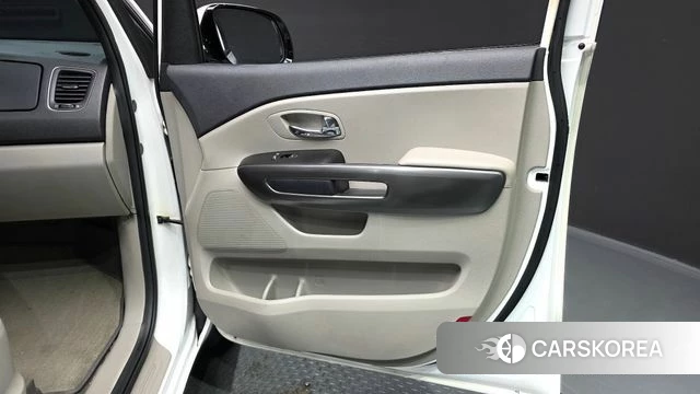Kia The New Carnival id 4930950 из Кореи 17