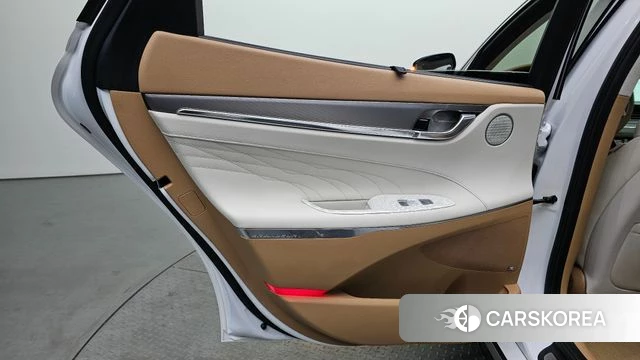 Hyundai The New Grandeur IG id 4619486 из Кореи 17