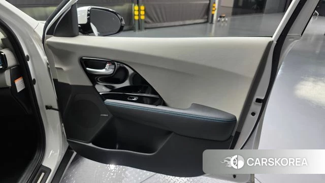Kia Niro id 4760230 из Кореи 17