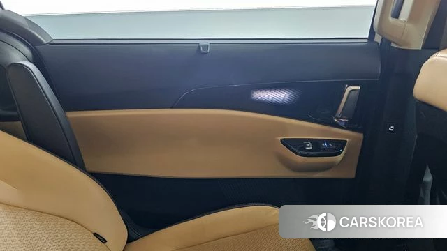Kia Carnival 4th generation id 4324576 из Кореи 17
