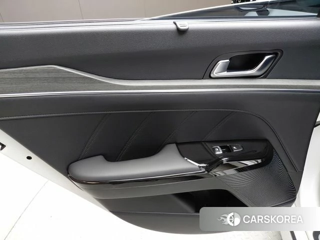 Kia The New K5 Hybrid 3rd generation id 4650055 из Кореи 17