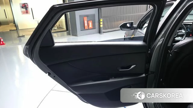 Hyundai Avante Hybrid (CN7) id 4231703 из Кореи 17