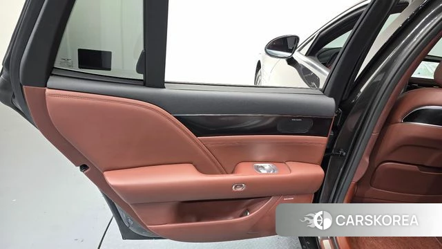 Genesis G90 (RS4) id 4432490 из Кореи 17