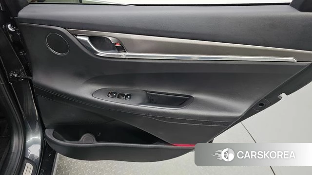 Hyundai The New Grandeur IG id 4429280 из Кореи 17