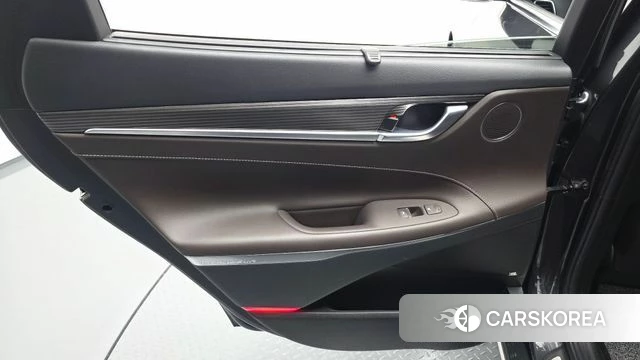 Hyundai Grandeur IG id 4378213 из Кореи 17