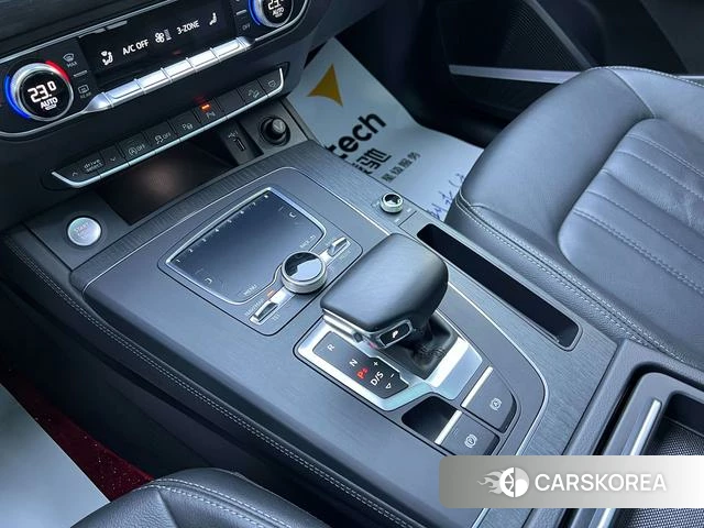 Audi Q5L id 4228521 из Китая 17