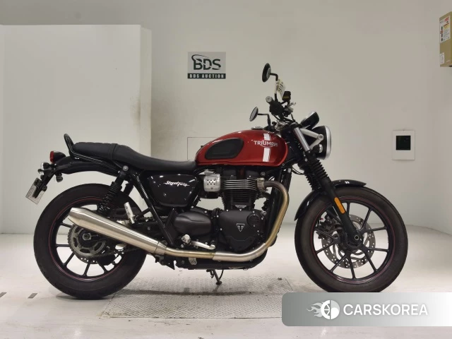 Проданный Triumph STREET TWIN 2017 из Японии