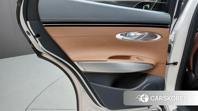 Genesis GV70 id 4871662 из Кореи 17
